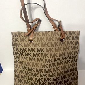 Michael Kors Tote